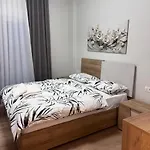 Pazari Korça