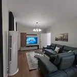 Pazari Apartman *